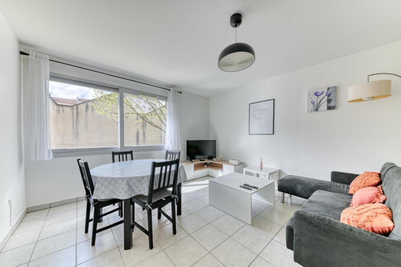 Appartement Residence Quartier Vilette Paul Bert Box Garage Lyon Exterior photo
